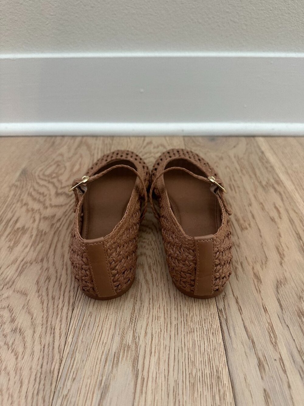 Abercrombie & Fitch Raffia Mary Jane Flats